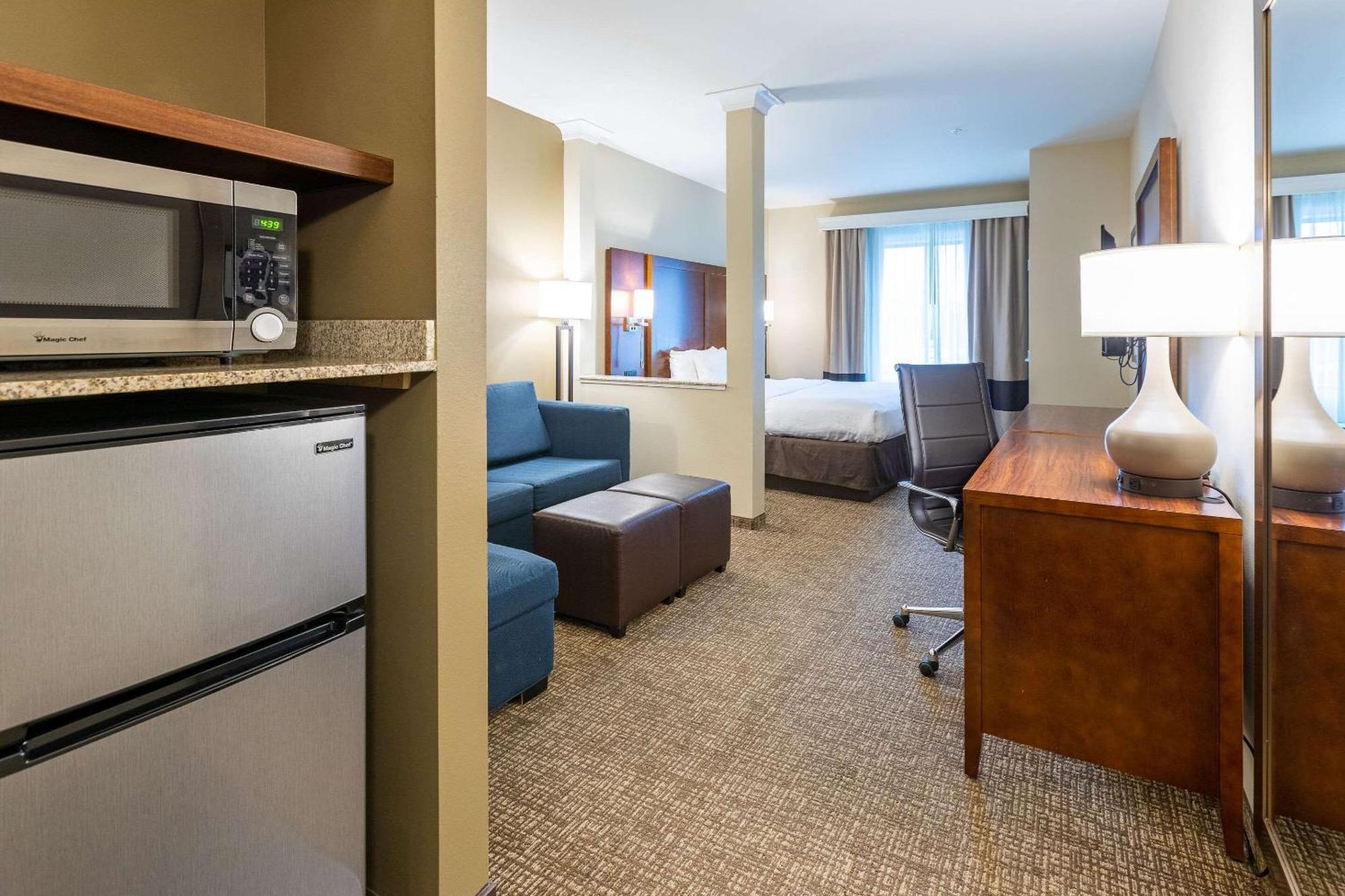 אורורה Comfort Suites Denver Near Anschutz Medical Campus מראה חיצוני תמונה