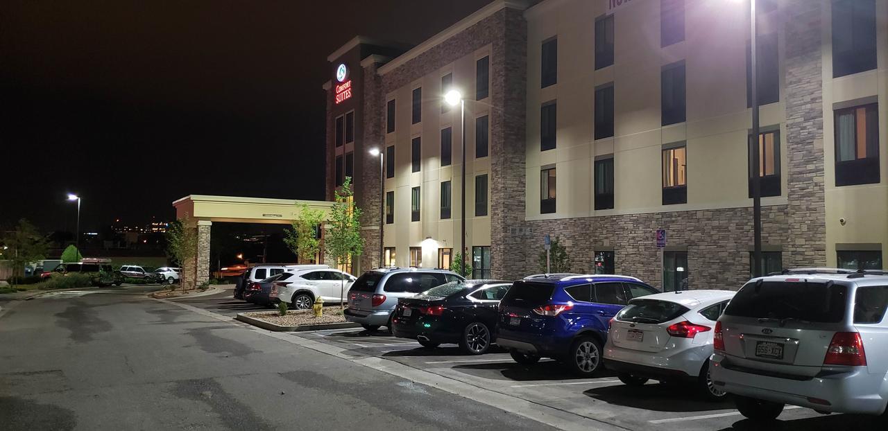 אורורה Comfort Suites Denver Near Anschutz Medical Campus מראה חיצוני תמונה